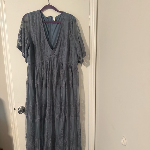 Pink Blush blue lace maternity maxi dress - Picture 4 of 4